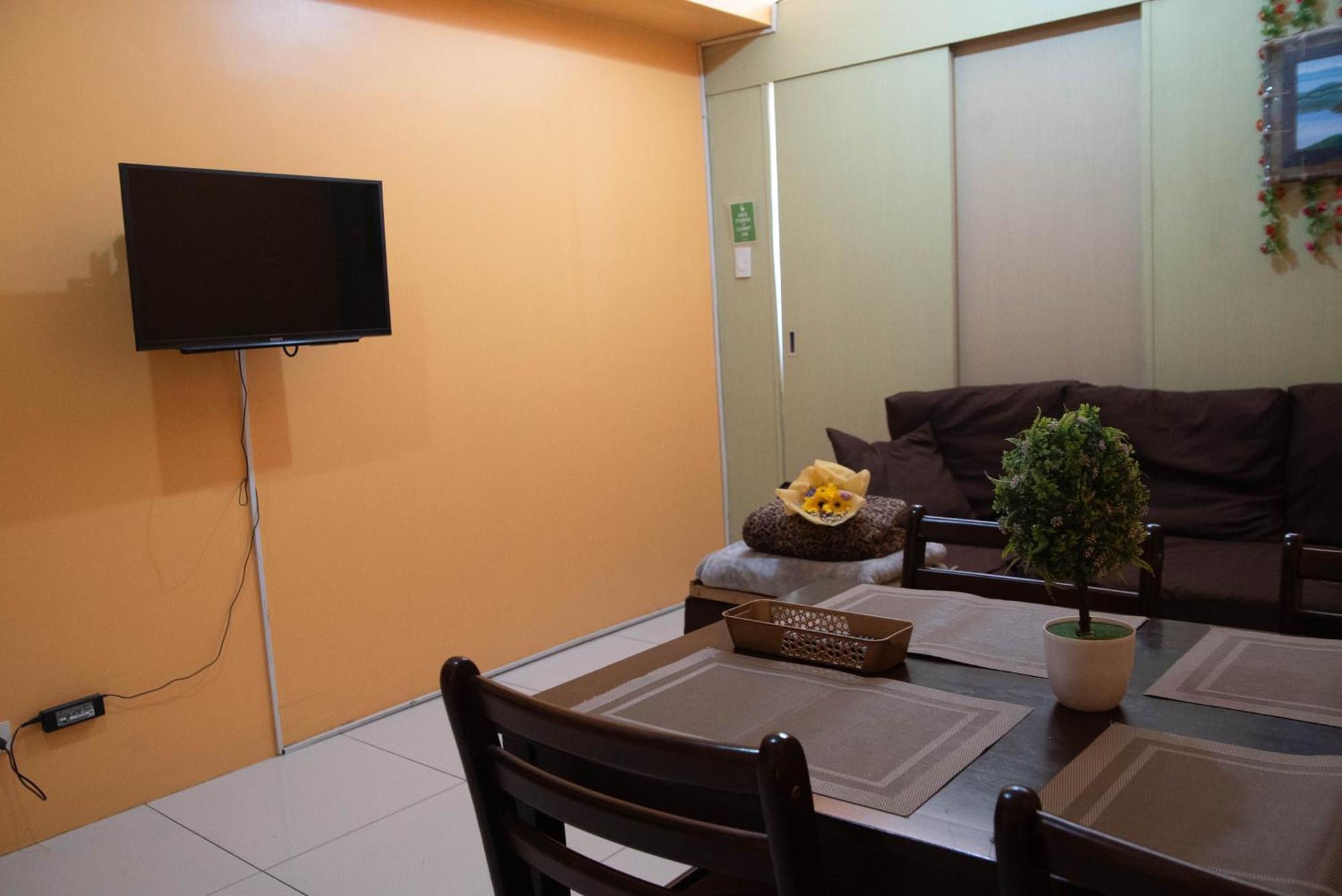 Wind Residences For Rent - Luiice Tagaytay City Esterno foto