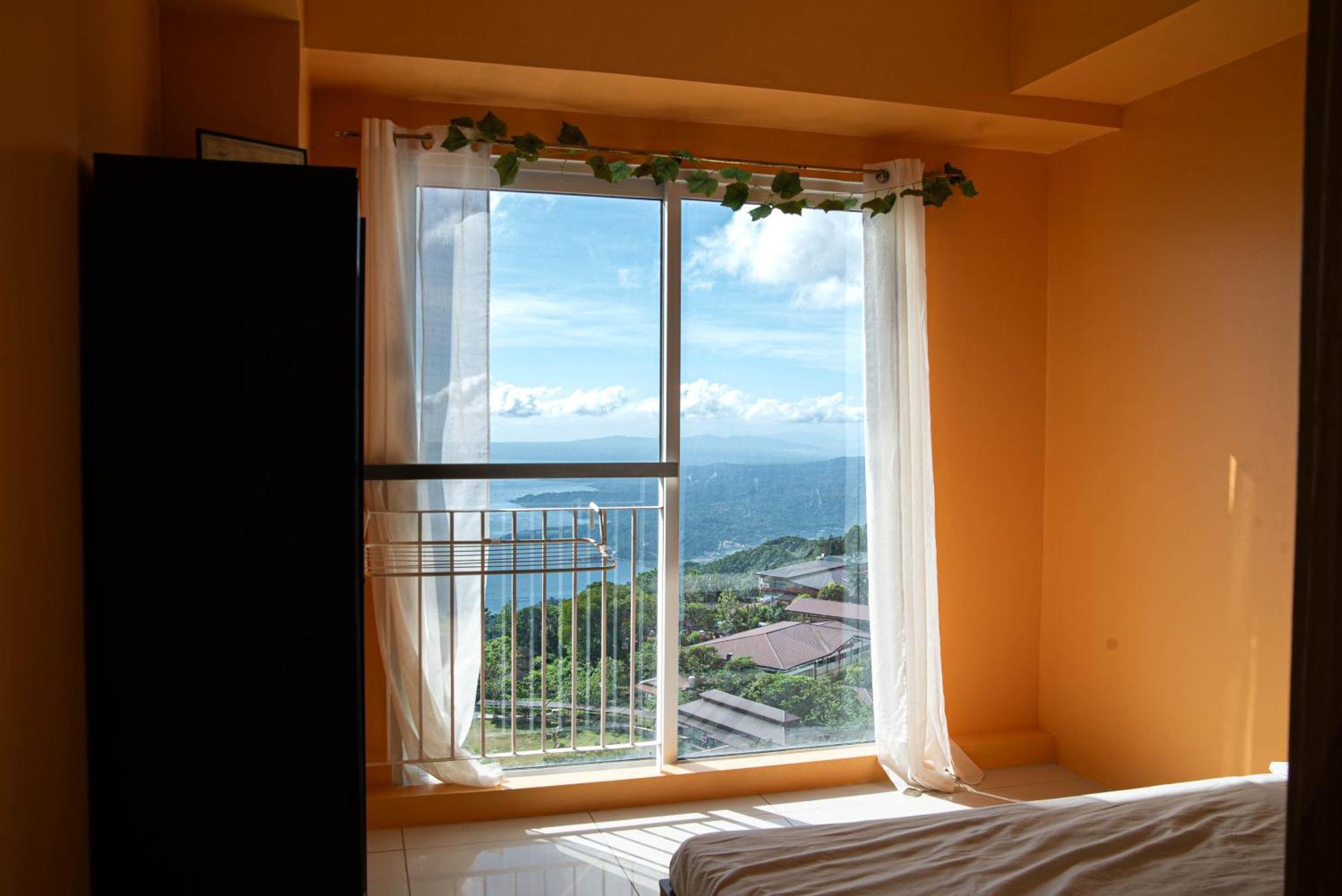 Wind Residences For Rent - Luiice Tagaytay City Esterno foto