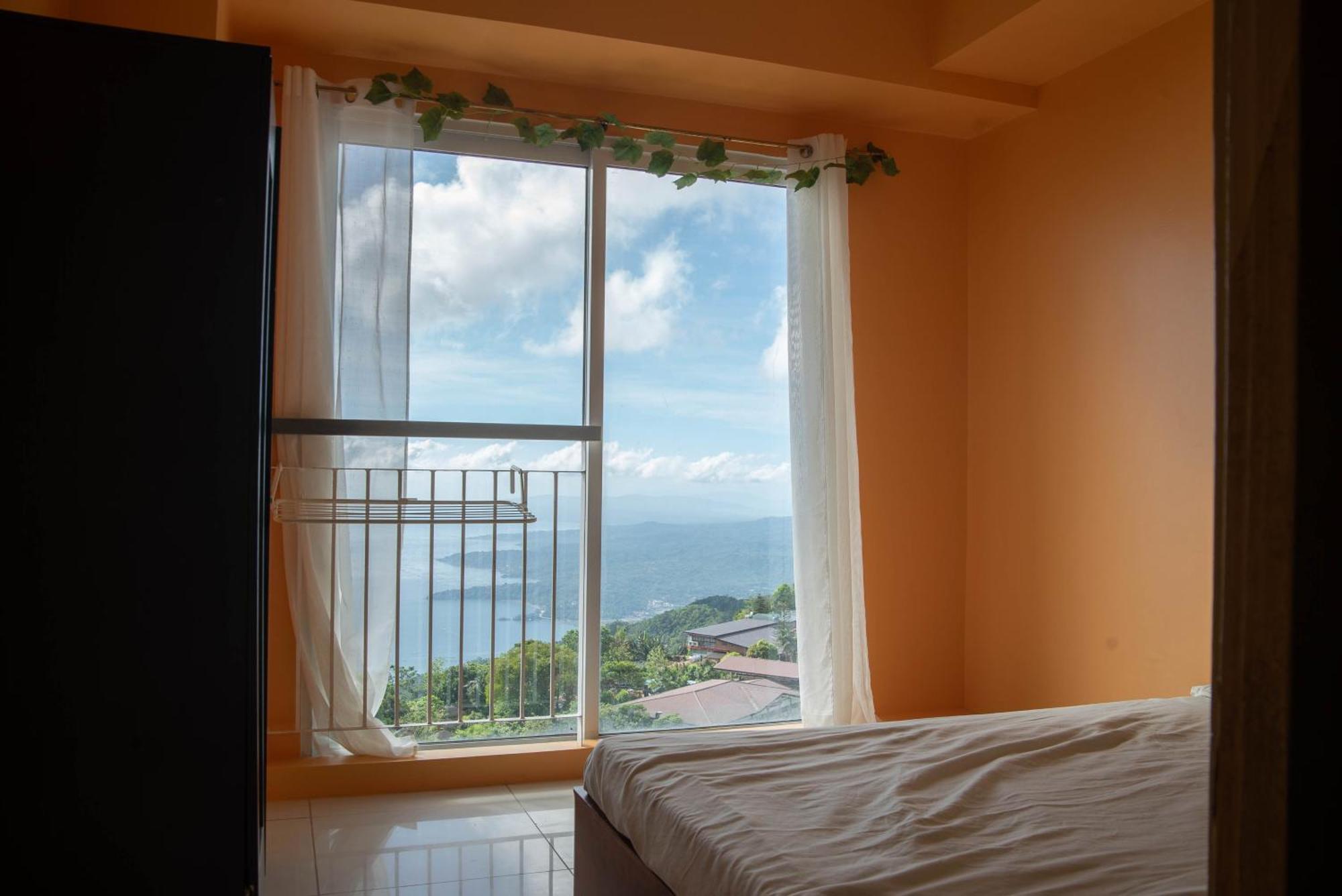 Wind Residences For Rent - Luiice Tagaytay City Esterno foto